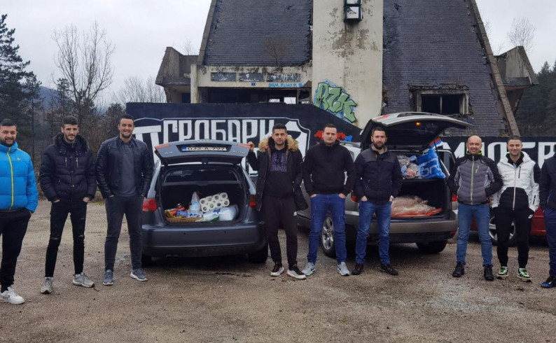 “Grobari Foča”: Božićne pečenice, odjeća i obuća za četiri porodice