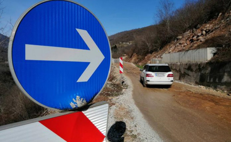 Zatražena informacija o rokovima gradnje puteva prema Šćepan Polju i Tjentištu