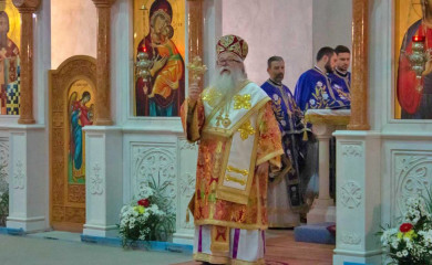 Mitropolit Hrizostom: Hristovo vaskrsenje obavezuje na ljubav prema Bogu i bližnjima
